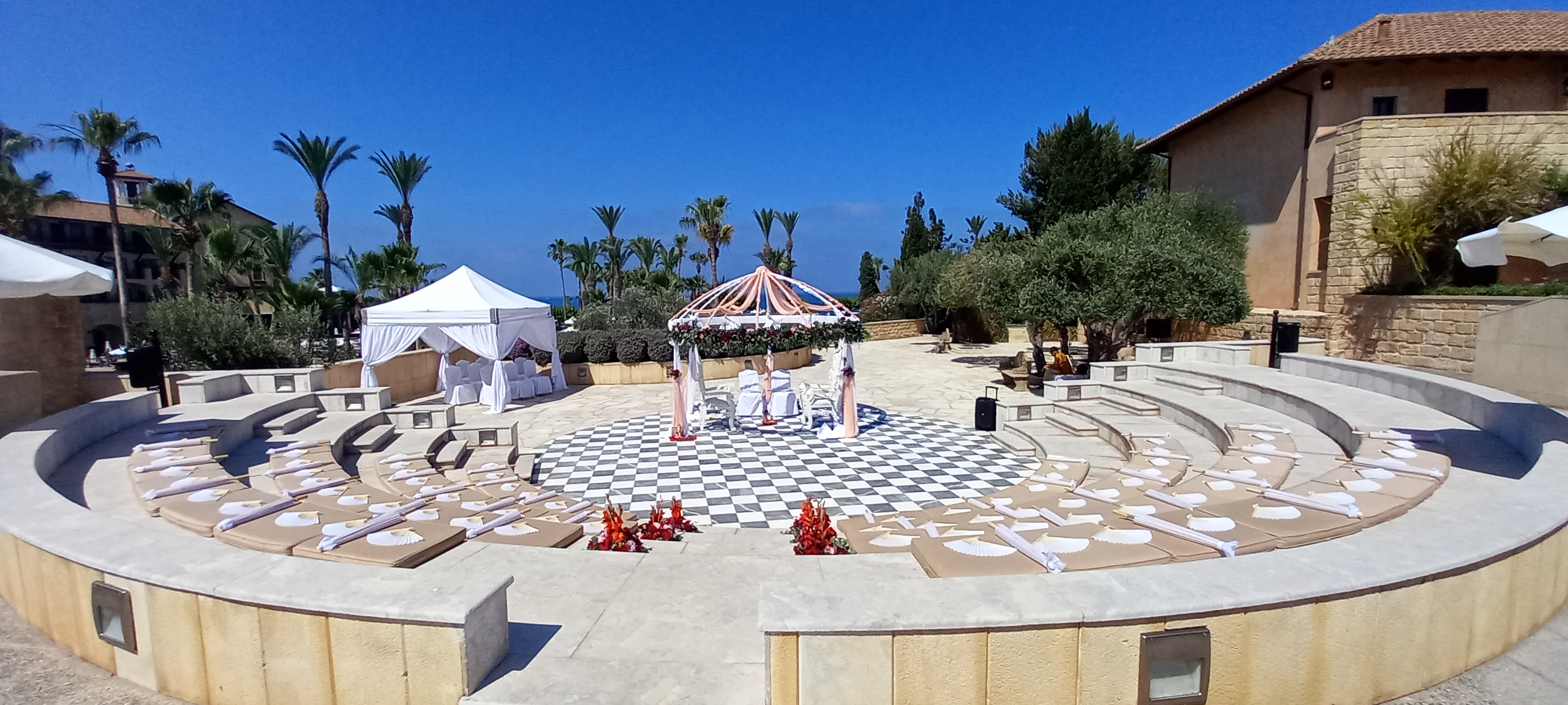 Book your wedding day in Elysium Hotel Paphos